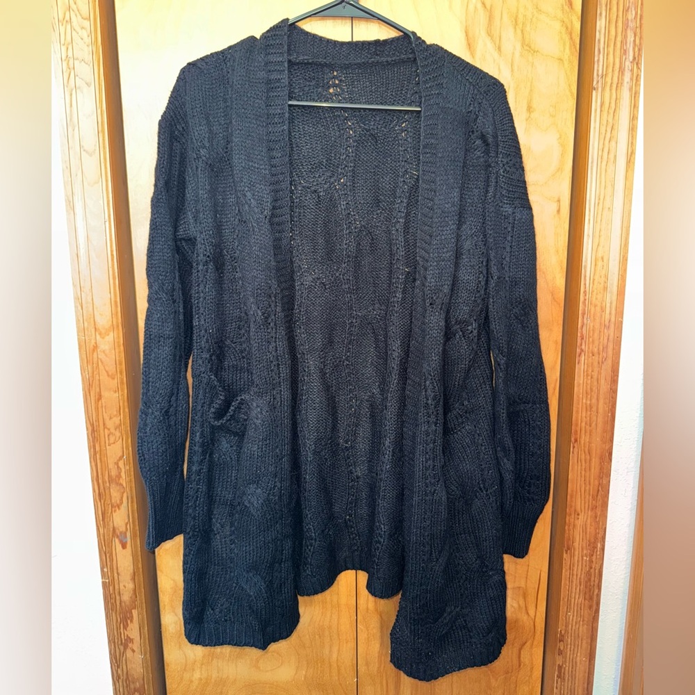 Women's Black Cable Knit Sweater